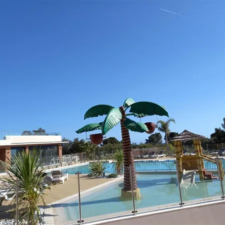 Mobilhome Raphael Camping De L'ile D'or * Saint-Raphaël